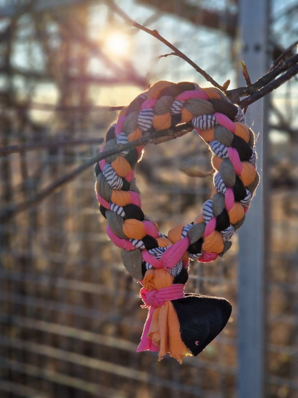 Handgjorda hundleksaker