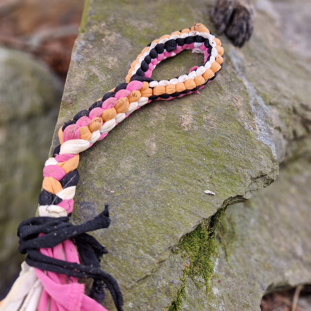 Handgjort repleksak till hund - hjälp en rescuehund Ohana Rescue Skellefteå